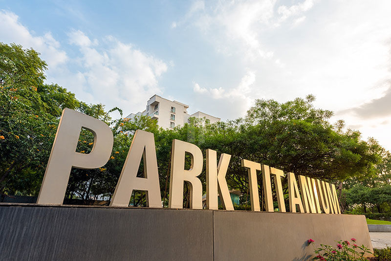 pride-purple-park-titanium-h-in-2105-1643800117794