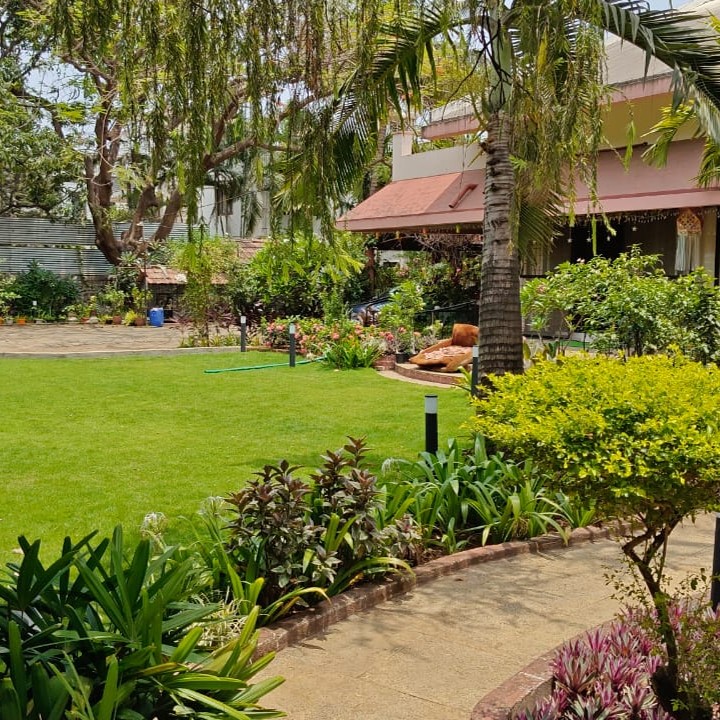 Luxurious Bungalow, Ichalkaranji
